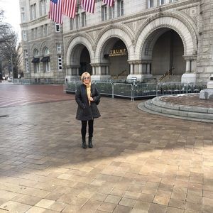 Meet your Posher, Mellie